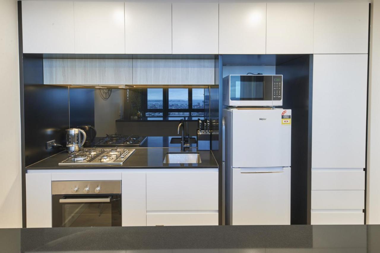 Mega Style Apartments The International Мелбърн Екстериор снимка