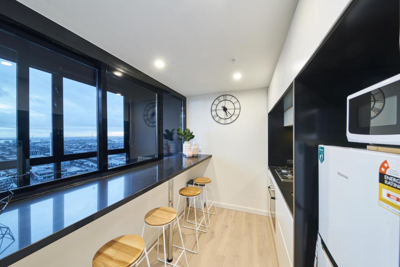 Mega Style Apartments The International Мелбърн Екстериор снимка